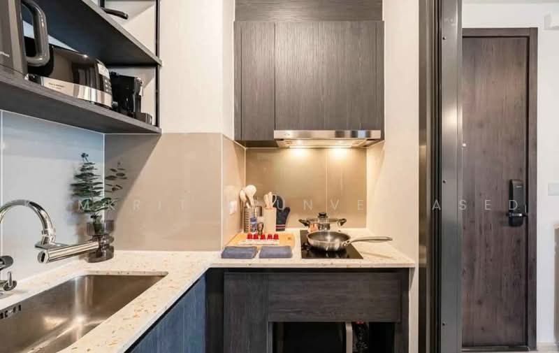 XT Huaikhwang, Bangkok, 244 Ratchadaphisek Road, Huai Khwang, Bangkok, 2 Bedrooms, 55 sqm, Condo For Rent, by Komkrit Arunvessased, 500467887 - DDproperty.com