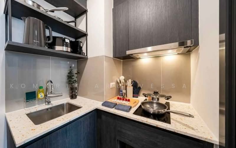 XT Huaikhwang, Bangkok, 244 Ratchadaphisek Road, Huai Khwang, Bangkok, 2 Bedrooms, 55 sqm, Condo For Rent, by Komkrit Arunvessased, 500467887 - DDproperty.com