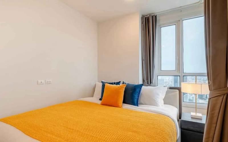 XT Huaikhwang, Bangkok, 244 Ratchadaphisek Road, Huai Khwang, Bangkok, 2 Bedrooms, 55 sqm, Condo For Rent, by Komkrit Arunvessased, 500467887 - DDproperty.com