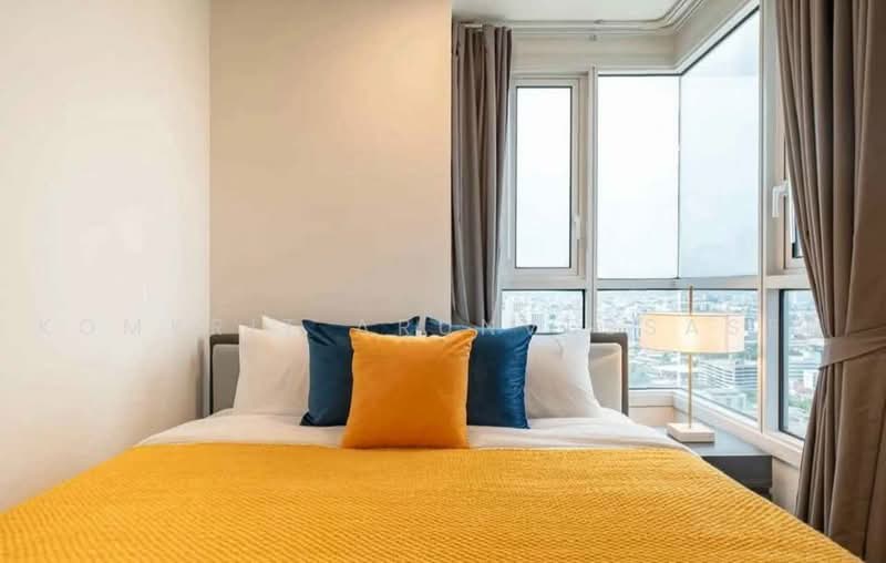 XT Huaikhwang, Bangkok, 244 Ratchadaphisek Road, Huai Khwang, Bangkok, 2 Bedrooms, 55 sqm, Condo For Rent, by Komkrit Arunvessased, 500467887 - DDproperty.com