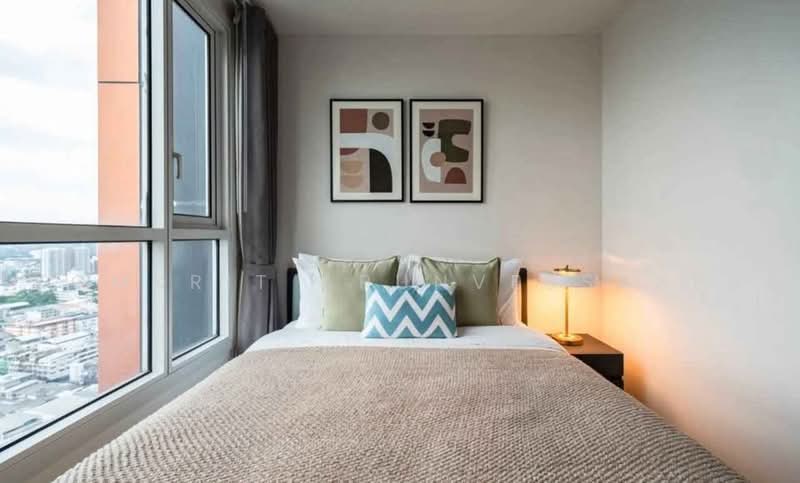 XT Huaikhwang, Bangkok, 244 Ratchadaphisek Road, Huai Khwang, Bangkok, 2 Bedrooms, 55 sqm, Condo For Rent, by Komkrit Arunvessased, 500467887 - DDproperty.com