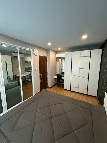 Tourmaline Gold Sathorn-Taksin, Bangkok, 14 Charoen Nakhon Rd, Khlong Ton Sai, Khlong San, Bangkok, 1 Bedroom, 40 sqm, Condo For Rent, by Praewpakar Soontawong, 500467942 - DDproperty.com