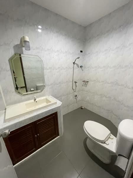 อุดมสุข 51, Bangkok, Bang Chak, Phra Khanong, Bangkok, 2 Bedrooms, 100 sqm, Townhouse For Rent, by Airada Parasarn, 500467953 - DDproperty.com