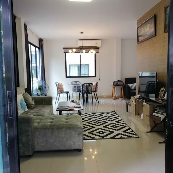 undefined, Chon Buri (Pattaya), Bo Win, Si Racha, Chon Buri (Pattaya), 3 Bedrooms, 204 sqm, Single Detached House For Sale, by Chalisa Kitilimtrakul, 500467982 - DDproperty.com