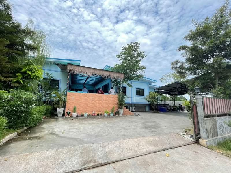 5-BR House, Chon Buri (Pattaya), Bang Phra, Si Racha, Chon Buri (Pattaya), 5 Bedrooms, 377 sqm, Single Detached House For Sale, by Chalisa Kitilimtrakul, 500468003 - DDproperty.com