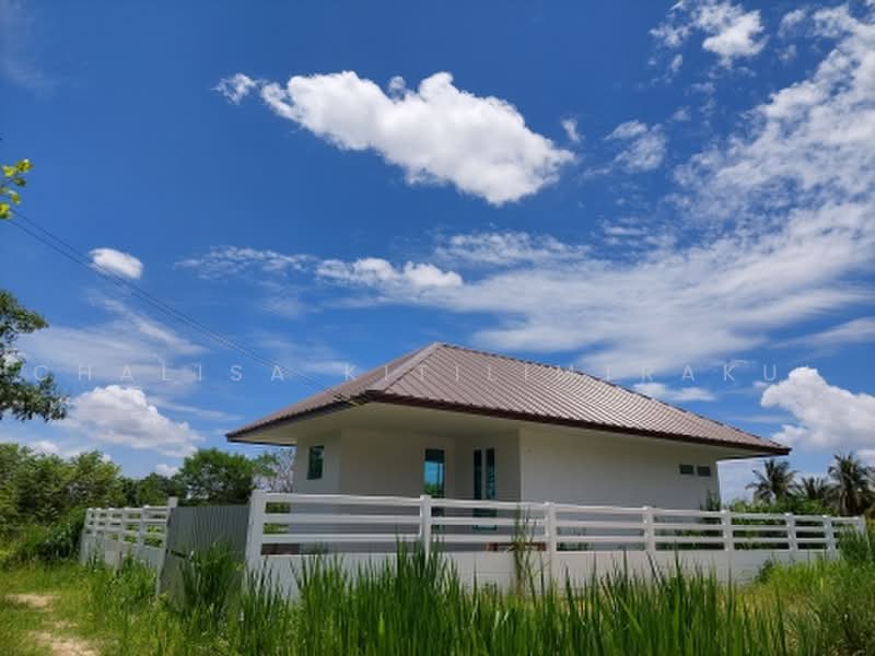 2-BR House, Chon Buri (Pattaya), Nong - Kham, Si Racha, Chon Buri (Pattaya), 2 Bedrooms, 131 sqm, Single Detached House For Sale, by Chalisa Kitilimtrakul, 500468086 - DDproperty.com