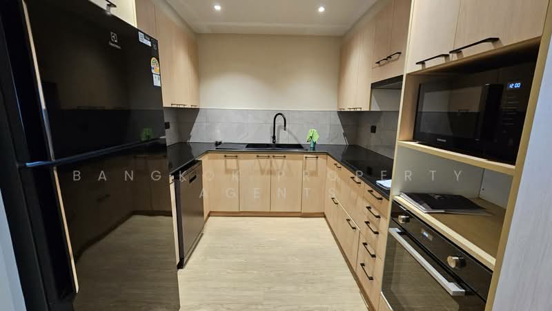 Tipamas Suites : ทิพมาศ สวีท, กรุงเทพ, ถนนสาทรใต้, ทุ่งมหาเมฆ, สาทร, กรุงเทพ, 151 ตร.ม., อพาร์ทเมนท์ ให้เช่า, โดย BANGKOK PROPERTY AGENTS, 500468101 - DDproperty.com