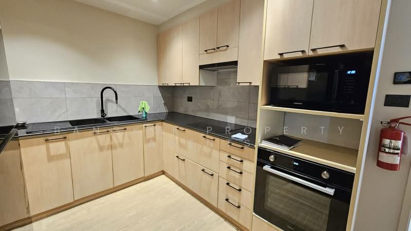 Tipamas Suites, Bangkok, South Sathorn Road, Thung Maha Mek, Sathon, Bangkok, 3 Bedrooms, 151 sqm, Apartment For Rent, by BANGKOK PROPERTY AGENTS, 500468101 - DDproperty.com