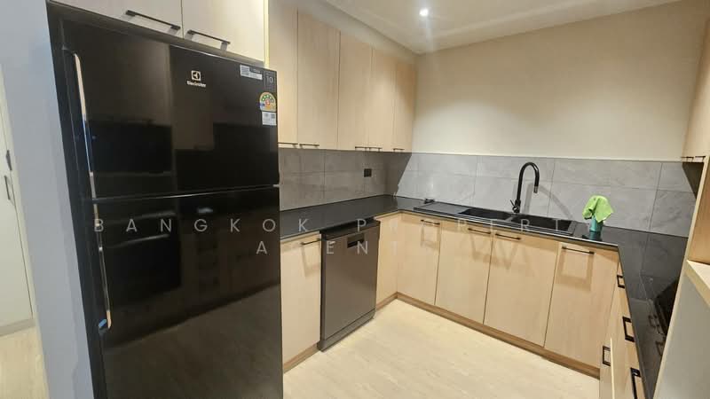 Tipamas Suites : ทิพมาศ สวีท, กรุงเทพ, ถนนสาทรใต้, ทุ่งมหาเมฆ, สาทร, กรุงเทพ, 151 ตร.ม., อพาร์ทเมนท์ ให้เช่า, โดย BANGKOK PROPERTY AGENTS, 500468101 - DDproperty.com