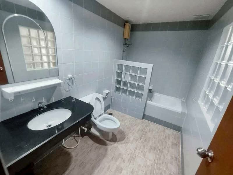Rama Harbour View, Chon Buri (Pattaya), 25 Soi Mu Ban Home Town Phase 2 Soi 4, Surasak, Si Racha, Chon Buri (Pattaya), 2 Bedrooms, 96 sqm, Condo For Rent, by Chalisa Kitilimtrakul, 500468122 - DDproperty.com