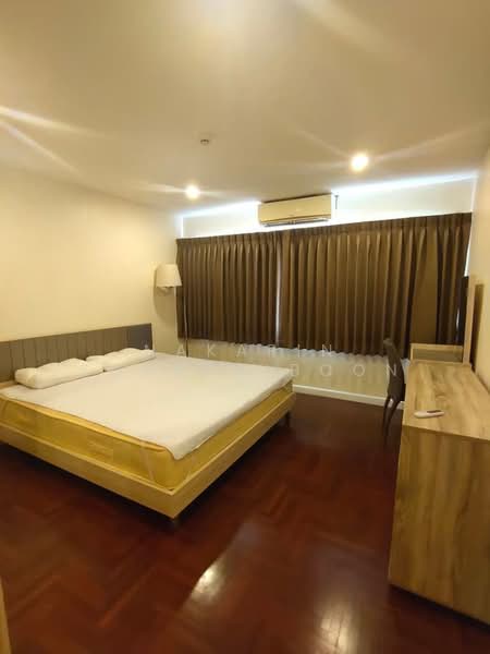 Silom Condominium, Bangkok, Silom, Bang Rak, Bangkok, 2 Bedrooms, 144 sqm, Condo For Rent, by Nakarin Sookpaiboon, 500468133 - DDproperty.com