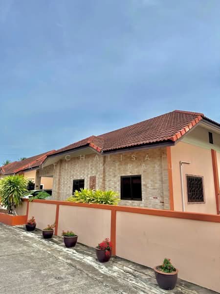 2-BR House, Chon Buri (Pattaya), Huai Yai, Bang Lamung (Pattaya), Chon Buri (Pattaya), 2 Bedrooms, 200 sqm, Single Detached House For Rent, by Chalisa Kitilimtrakul, 500468166 - DDproperty.com