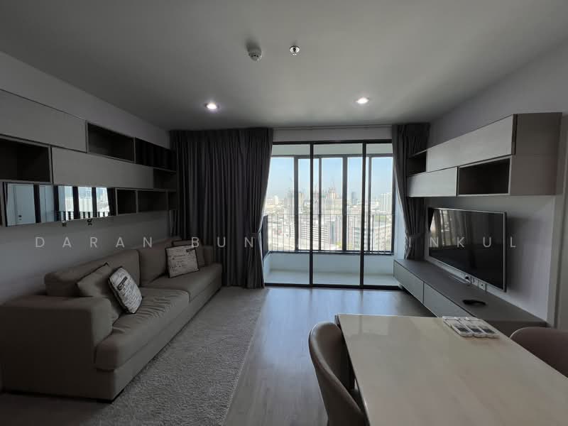 IDEO Q Chula - Samyan, Bangkok, 660-662 Rama 4 Road, Maha Phrutharam, Bang Rak, Bangkok, 2 Bedrooms, 50 sqm, Condo For Rent, by Daran Buntakawinkul, 500468176 - DDproperty.com