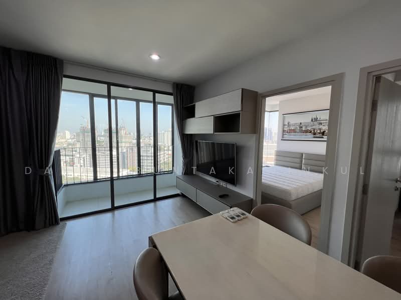 IDEO Q Chula - Samyan, Bangkok, 660-662 Rama 4 Road, Maha Phrutharam, Bang Rak, Bangkok, 2 Bedrooms, 50 sqm, Condo For Rent, by Daran Buntakawinkul, 500468176 - DDproperty.com