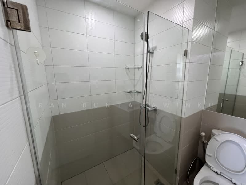 IDEO Q Chula - Samyan, Bangkok, 660-662 Rama 4 Road, Maha Phrutharam, Bang Rak, Bangkok, 2 Bedrooms, 50 sqm, Condo For Rent, by Daran Buntakawinkul, 500468176 - DDproperty.com