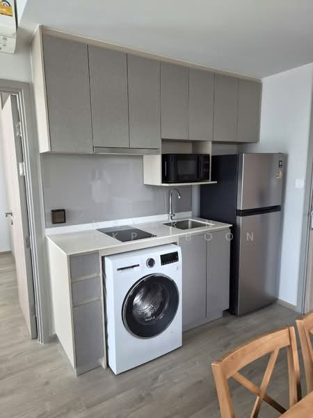 THE CROWN Residences, Bangkok, Rama 4 Road, Thung Maha Mek, Sathon, Bangkok, 1 Bedroom, 35 sqm, Condo For Rent, by Nakarin Sookpaiboon, 500468220 - DDproperty.com