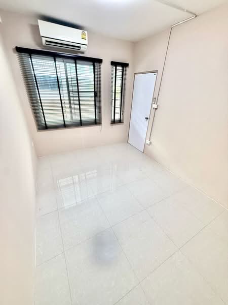 Areeya The Colors 2 Kaset - Navamintra, Bangkok, Areeya The Color 2 Soi 6, Chorake Bua, Lat Phrao, Bangkok, 3 Bedrooms, 112 sqm, Townhouse For Rent, by Home4rent, 500468227 - DDproperty.com