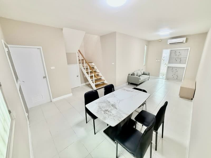 Areeya The Color 1, Bangkok, Lat Pla Khao Road, Chorake Bua, Lat Phrao, Bangkok, 3 Bedrooms, 200 sqm, Townhouse For Rent, by Home4rent, 500468240 - DDproperty.com