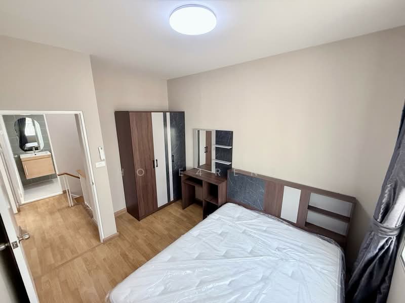 Areeya The Color 1, Bangkok, Lat Pla Khao Road, Chorake Bua, Lat Phrao, Bangkok, 3 Bedrooms, 200 sqm, Townhouse For Rent, by Home4rent, 500468240 - DDproperty.com
