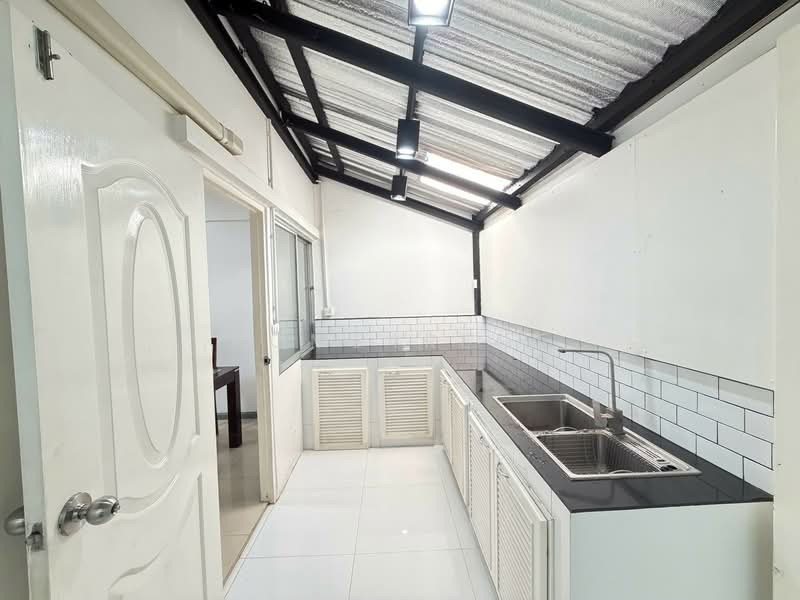 Supalai Ville Ekkamai-Ramindra, Bangkok, Ram Inthra Rd., Tha Rang, Bang Khen, Bangkok, 4 Bedrooms, 170 sqm, Single Detached House For Rent, by Home4rent, 500468251 - DDproperty.com