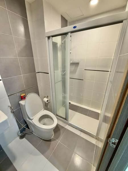 The Base Park East Sukhumvit 77, Bangkok, 99 Soi Pridi Banomyong 2, Phra Kanong Nua, Watthana, Bangkok, 1 Bedroom, 30 sqm, Condo For Rent, by Khun Toey เตย, 500468292 - DDproperty.com