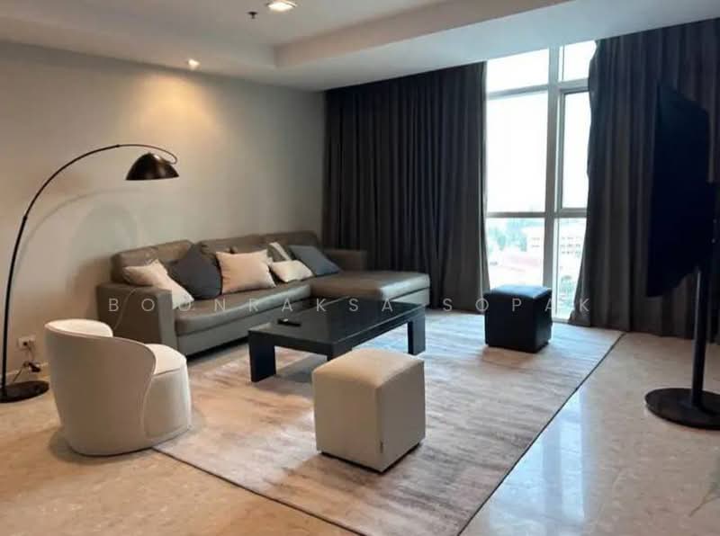Nusasiri Grand, Bangkok, Soi Sukhumvit 42, Phra Kanong, Khlong Toei, Bangkok, 3 Bedrooms, 130 sqm, Condo For Rent, by Boonraksa Sopak, 500468313 - DDproperty.com