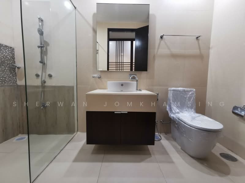 The Madison, Bangkok, Sukhumvit 41, Khlong Tan Nua, Watthana, Bangkok, 2 Bedrooms, 162 sqm, Condo For Rent, by Sherwan Jomkhamsing, 500468348 - DDproperty.com