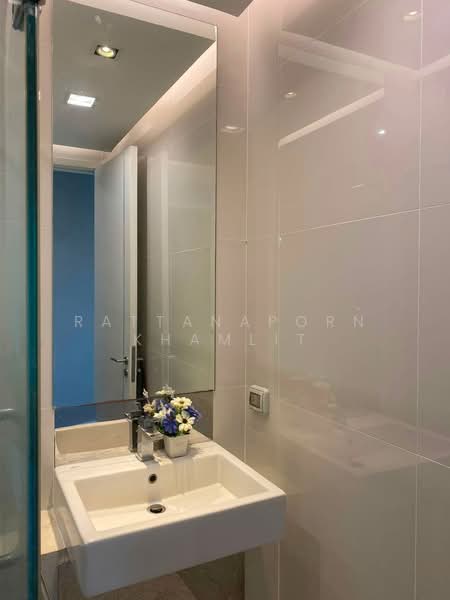 Equinox Phahol Vibha, Bangkok, 345 Paholyothin Road, Jom Phon, Chatuchak, Bangkok, 2 Bedrooms, 64 sqm, Condo For Rent, by Rattanaporn Khamlit, 500468361 - DDproperty.com