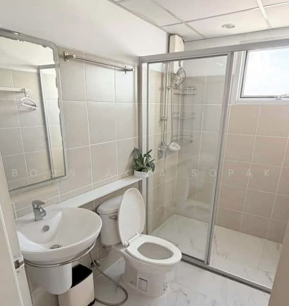 Supalai Park Ekkamai-Thonglor, Bangkok, Petchaburi Road, Bang Kapi, Huai Khwang, Bangkok, 1 Bedroom, 54 sqm, Condo For Rent, by Boonraksa Sopak, 500468363 - DDproperty.com