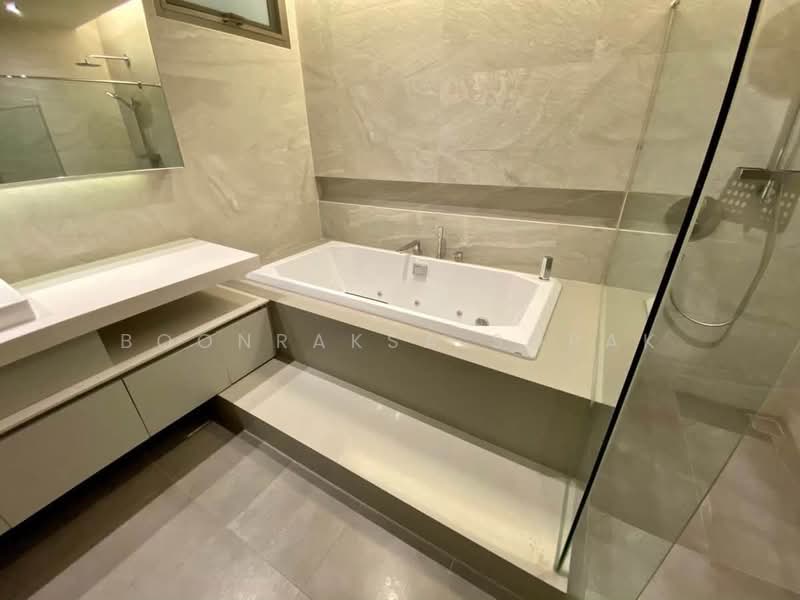 Supreme Legend, Bangkok, 188 Rama 3 Soi 77, Chong Nonsi, Yan Nawa, Bangkok, 3 Bedrooms, 301 sqm, Condo For Rent, by Boonraksa Sopak, 500468369 - DDproperty.com
