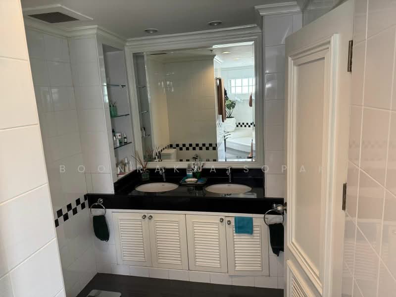 Kallista Mansion, Bangkok, 64 Soi Sukhumvit 11, Khlongtoei Nua, Watthana, Bangkok, 4 Bedrooms, 315 sqm, Condo For Rent, by Boonraksa Sopak, 500468371 - DDproperty.com