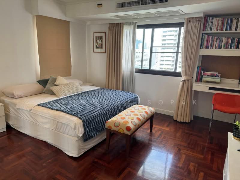 Kallista Mansion, Bangkok, 64 Soi Sukhumvit 11, Khlongtoei Nua, Watthana, Bangkok, 4 Bedrooms, 315 sqm, Condo For Rent, by Boonraksa Sopak, 500468371 - DDproperty.com
