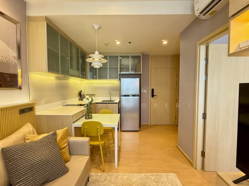 Maru Ekkamai 2, Bangkok, 70-5 Sukhumvit 63 Road, Phra Kanong Nua, Watthana, Bangkok, 1 Bedroom, 33 sqm, Condo For Rent, by Holtop Property, 500468373 - DDproperty.com