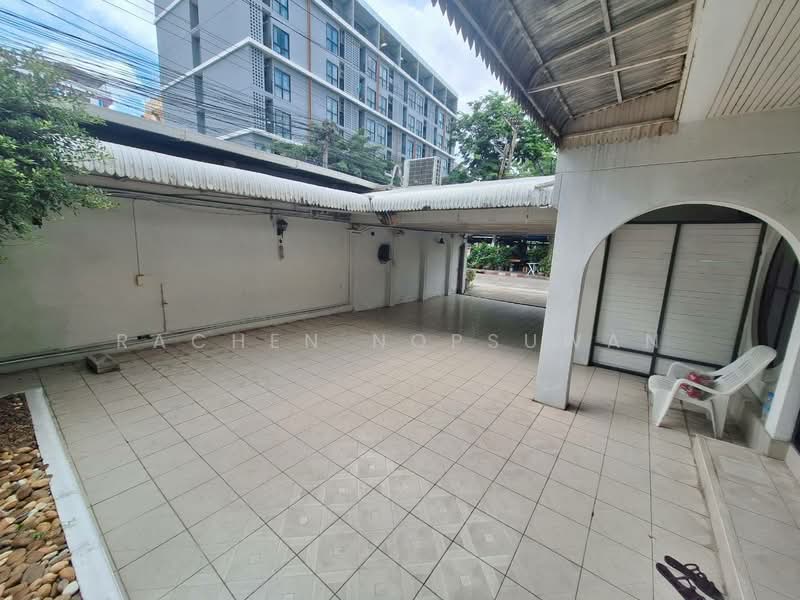 House for rent at Vibhavadi Rangsit Road, Bangkok, วิภาวดีรังสิต2 แยก2-1, Din Daeng, Bangkok, 4 Bedrooms, 277 sqm, Single Detached House For Rent, by Rachen Nopsuwan, 500468377 - DDproperty.com