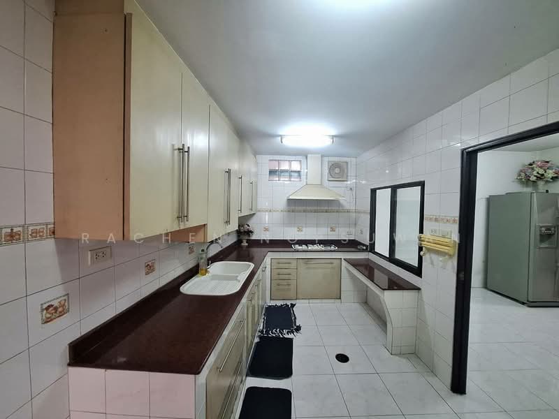 House for rent at Vibhavadi Rangsit Road, Bangkok, วิภาวดีรังสิต2 แยก2-1, Din Daeng, Bangkok, 4 Bedrooms, 277 sqm, Single Detached House For Rent, by Rachen Nopsuwan, 500468377 - DDproperty.com