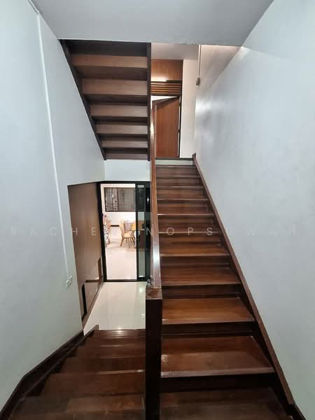 House for rent at Vibhavadi Rangsit Road, Bangkok, วิภาวดีรังสิต2 แยก2-1, Din Daeng, Bangkok, 4 Bedrooms, 277 sqm, Single Detached House For Rent, by Rachen Nopsuwan, 500468377 - DDproperty.com