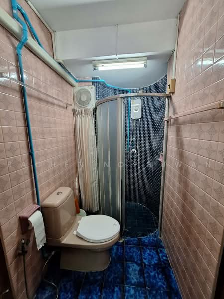 House for rent at Vibhavadi Rangsit Road, Bangkok, วิภาวดีรังสิต2 แยก2-1, Din Daeng, Bangkok, 4 Bedrooms, 277 sqm, Single Detached House For Rent, by Rachen Nopsuwan, 500468377 - DDproperty.com