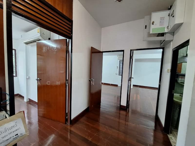 House for rent at Vibhavadi Rangsit Road, Bangkok, วิภาวดีรังสิต2 แยก2-1, Din Daeng, Bangkok, 4 Bedrooms, 277 sqm, Single Detached House For Rent, by Rachen Nopsuwan, 500468377 - DDproperty.com