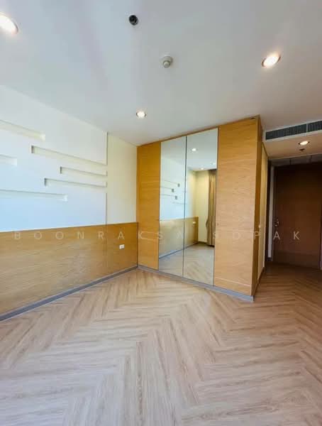 The Royal Saladaeng, Bangkok, 79 Saladaeng Road, Silom, Bang Rak, Bangkok, 3 Bedrooms, 185 sqm, Condo For Rent, by Boonraksa Sopak, 500468384 - DDproperty.com