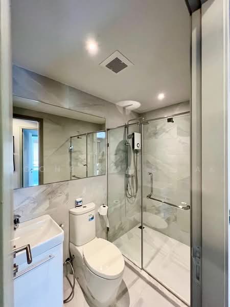 Rhythm Ekkamai, Bangkok, 11 Soi Sukhumvit 63, Khlongtoei Nua, Watthana, Bangkok, 2 Bedrooms, 70 sqm, Condo For Rent, by Boonraksa Sopak, 500468394 - DDproperty.com