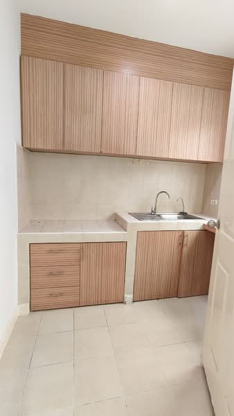 Baan Klang Mueng Ladprao 101, Bangkok, Soi Ladprao 101, Ladprao Road, Khlong Chan, Bang Kapi, Bangkok, 4 Bedrooms, 160 sqm, Townhouse For Rent, by นัฐชภัสร์ นวลถิระยนต์, 500468415 - DDproperty.com