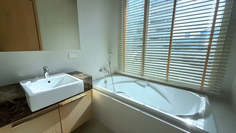 39 by Sansiri, Bangkok, 11 Sukhumvit Road, Khlong Tan Nua, Watthana, Bangkok, 2 Bedrooms, 80 sqm, Condo For Rent, by Boonraksa Sopak, 500468428 - DDproperty.com