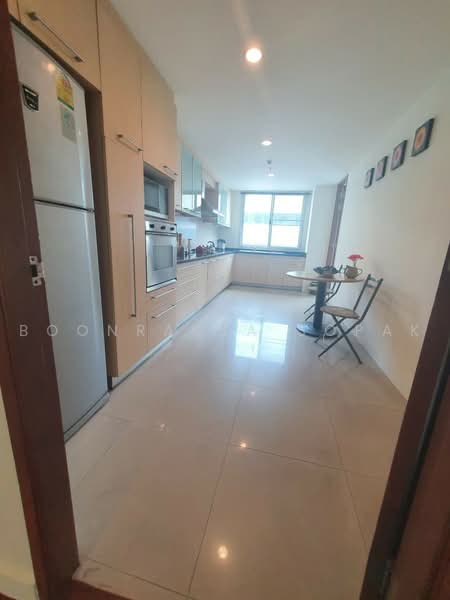 Sathorn Gallery Residences, Bangkok, 70 Pan Road, Silom, Bang Rak, Bangkok, 3 Bedrooms, 230 sqm, Apartment For Rent, by Boonraksa Sopak, 500468465 - DDproperty.com