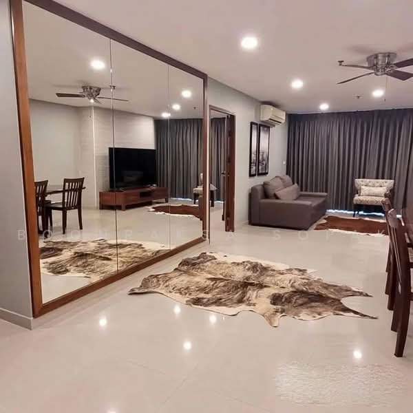 Baan Phrom Phong, Bangkok, Soi Sukhumvit 39, Khlong Tan Nua, Watthana, Bangkok, 2 Bedrooms, 105 sqm, Condo For Rent, by Boonraksa Sopak, 500468468 - DDproperty.com