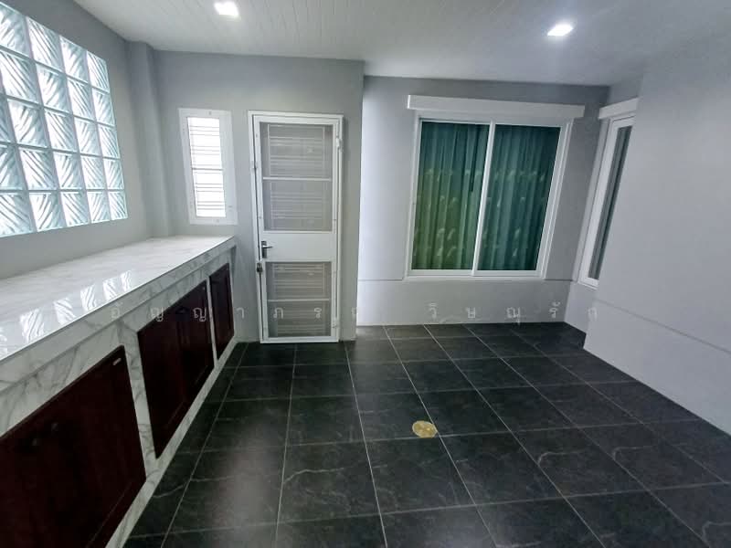 Perfect Place Ratchapruk, Nonthaburi, Ratchapruek Road, Bang Rak Noi, Muang Nonthaburi, Nonthaburi, 4 Bedrooms, 215 sqm, Single Detached House For Sale, by อัญญาภรณ์ วิษณุรัก, 500468478 - DDproperty.com
