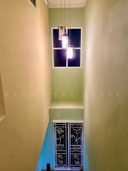 3-BR Townhouse, Bangkok, Khlong Tan Nua, Watthana, Bangkok, 3 Bedrooms, 160 sqm, Townhouse For Rent, by Boonraksa Sopak, 500468514 - DDproperty.com