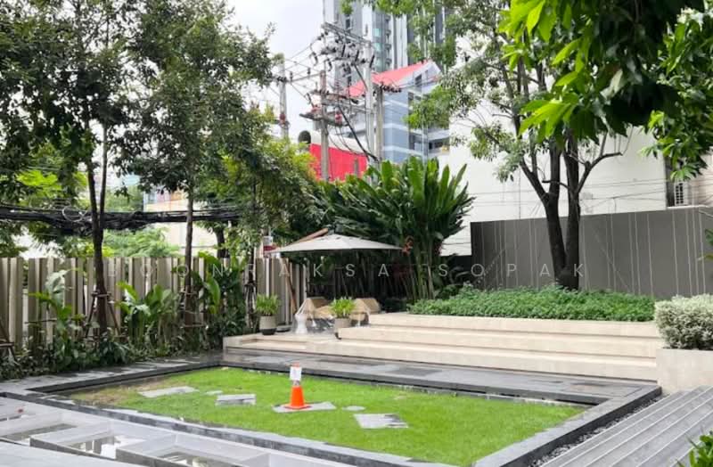 MUNIQ Sukhumvit 23, Bangkok, 17 Sukhumvit 23, Khlongtoei Nua, Watthana, Bangkok, 2 Bedrooms, 64 sqm, Condo For Rent, by Boonraksa Sopak, 500468536 - DDproperty.com