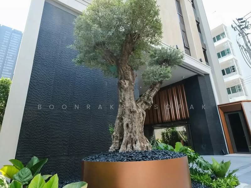 Via 61, Bangkok, Khlong Tan Nua, Watthana, Bangkok, 1 Bedroom, 53 sqm, Condo For Rent, by Boonraksa Sopak, 500468539 - DDproperty.com