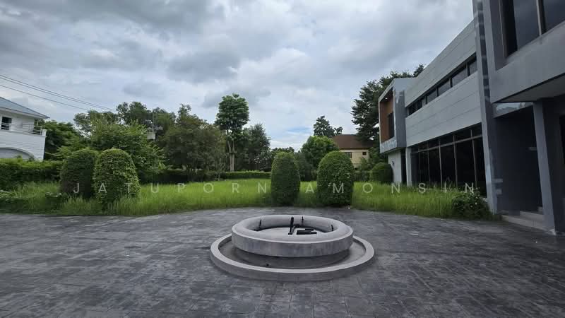 Baan Krisadanakon 25, Bangkok, Sai Kong Din Tai, Khlong Sam Wa, Bangkok, 5 Bedrooms, 500 sqm, Single Detached House For Sale, by Jatuporn Amonsin, 500468544 - DDproperty.com