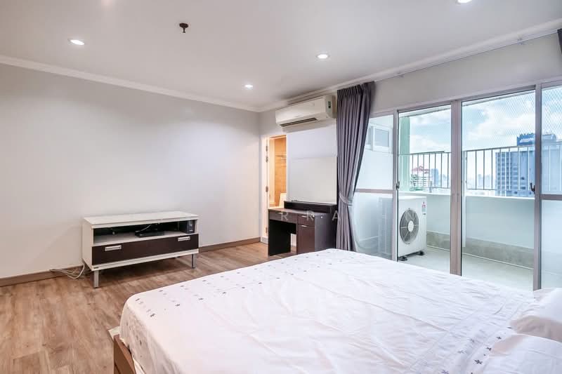 Fifty Fifth Tower, Bangkok, 84 Soi Sukhumvit 55, Sukhumvit Road, Khlong Tan Nua, Watthana, Bangkok, 3 Bedrooms, 223 sqm, Condo For Rent, by Ryan Tarrarinn, 500468547 - DDproperty.com